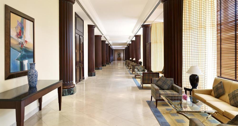 Le Meridien Ал Хубар Екстериор снимка The interior of the hotel